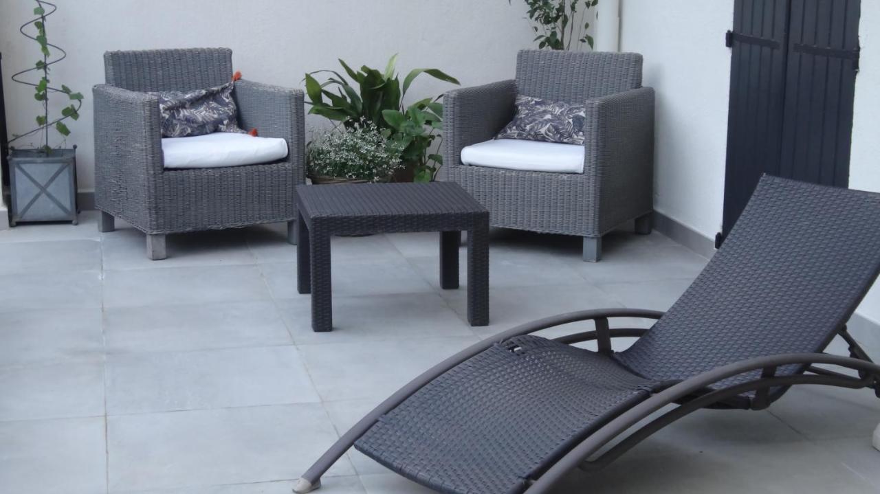 Chambre Cote Jardin Ним Екстериор снимка